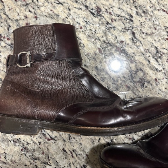 Salvatore Ferragamo Chelsea Boots Size 8.5 Brown - Picture 2 of 9